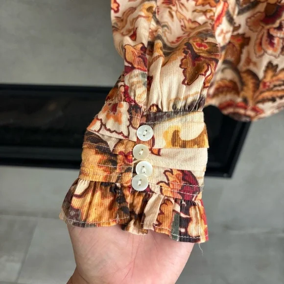 Love The Label Tallulah Blouse, Size S - Picture 16 of 16